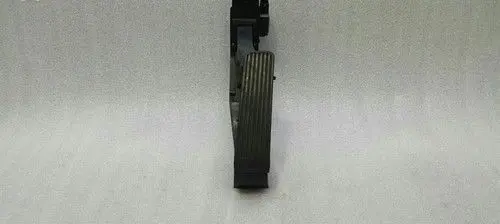 Mercedes-Benz CLS AMG C219 Accelerator throttle pedal A2113000504