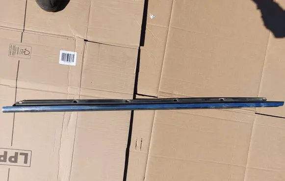 Volkswagen Golf V Rear door trim (molding) 1K5837475D