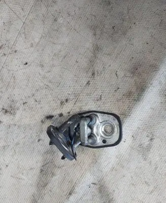 Citroen C4 Cactus Rear door lock loop/hook striker 9655466380
