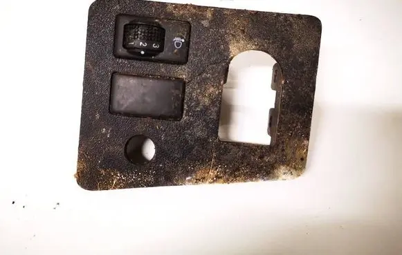 Nissan Qashqai Headlight level height control switch 25190jd008