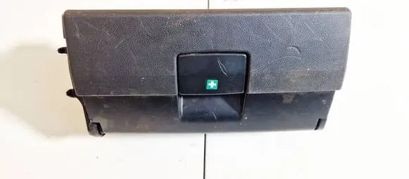 Audi A3 S3 8P Glove box 8p0881578