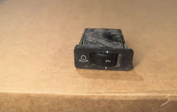 BMW 5 E39 Headlight level height control switch 61318360460 8360460