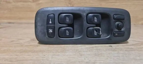 Volvo XC70 Electric window control switch 30739077