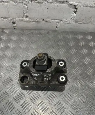 Land Rover Range Rover Sport L494 Engine mount bracket FPLA6A003BA