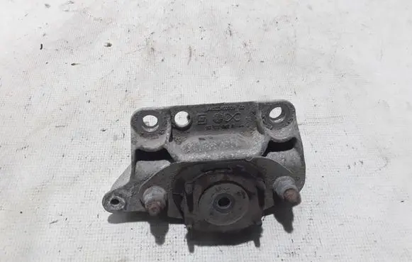 Smart ForFour II W453 Engine mount bracket 112127847R