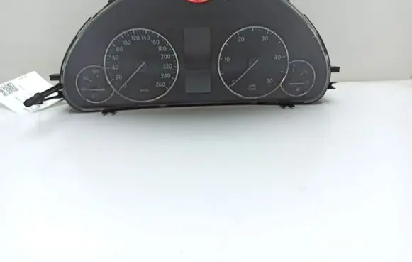 Mercedes-Benz C W203 Speedometer (instrument cluster) A2035409547