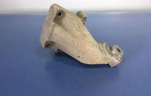 Mercedes-Benz E W211 Engine mount vacuum valve A6422230104