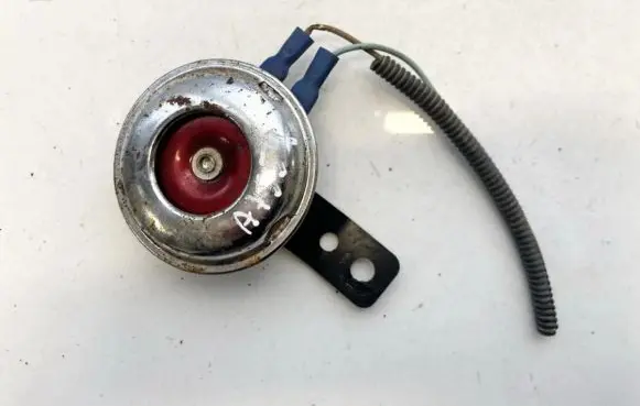 Volvo S40, V40 Horn signal