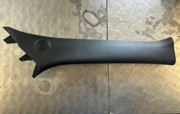Nissan Juke I F15 (A) pillar trim 769111KB0A