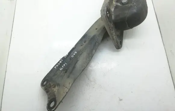 Volkswagen PASSAT B8 Rear upper control arm/wishbone 5Q0505225