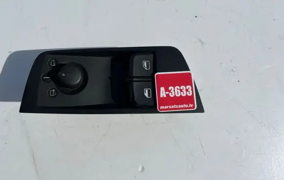 Audi A1 Electric window control switch 8X1959521A