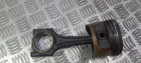 Opel Corsa B Piston with connecting rod 0052 c14nz