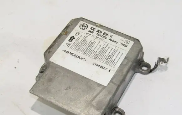 Volkswagen Polo IV 9N3 Airbag control unit/module 1C0909605K