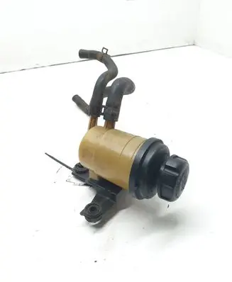 Hyundai Tucson JM Power steering fluid tank/reservoir 575812E201