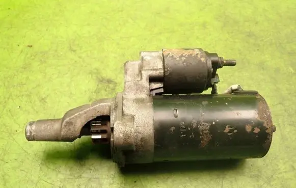 Audi A4 S4 B6 8E 8H Starter motor 059911023H