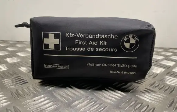 BMW 3 E92 E93 First aid kit 6949966