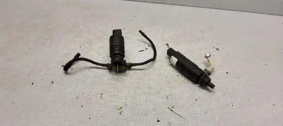 Seat Leon (1M) Headlight washer pump 1J0955681