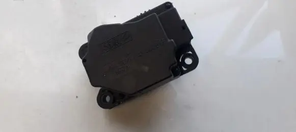 Volvo C30 Air flap motor/actuator 1N5H19E616AD 1N5H-19E616-AD
