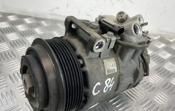 Mercedes-Benz E W212 Air conditioning (A/C) compressor (pump) A0022304411 4471500735