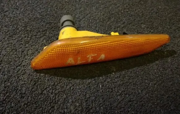 Alfa Romeo 156 Front fender indicator light 02131000