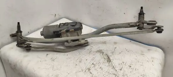 Audi A6 S6 C6 4F Front wiper linkage and motor 4F1955119C