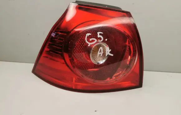 Rear/tail lights