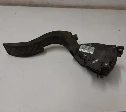 Audi A4 S4 B6 8E 8H Accelerator throttle pedal 8E1721523 6PV00837601