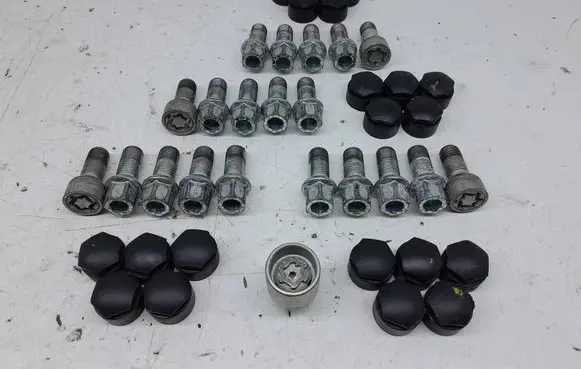 Cupra Formentor Nuts/bolts 