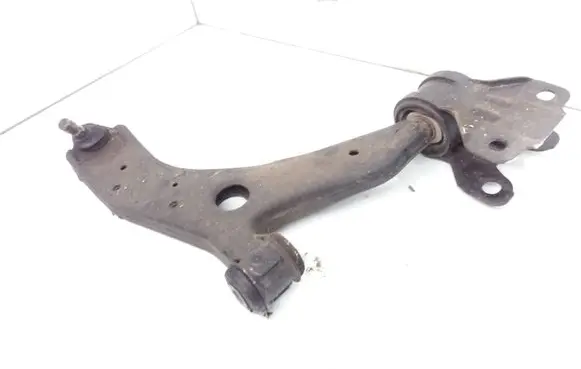 Mazda 3 II Front lower control arm/wishbone