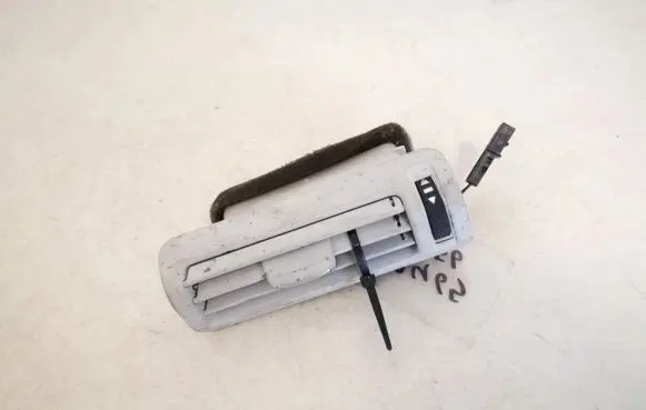 Audi A6 S6 C6 4F Dash center air vent grill