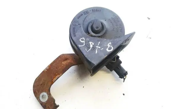 Audi A4 S4 B5 8D Horn signal e30055306 am80s-e3