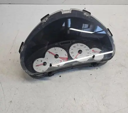 Speedometer (instrument cluster)