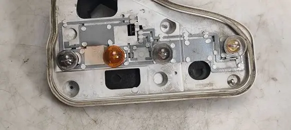 Opel Astra H Tail light bulb cover holder 417042R 417048