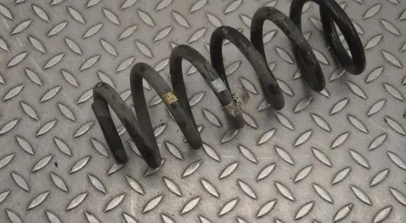 KIA Sorento Rear coil spring 55330P4020