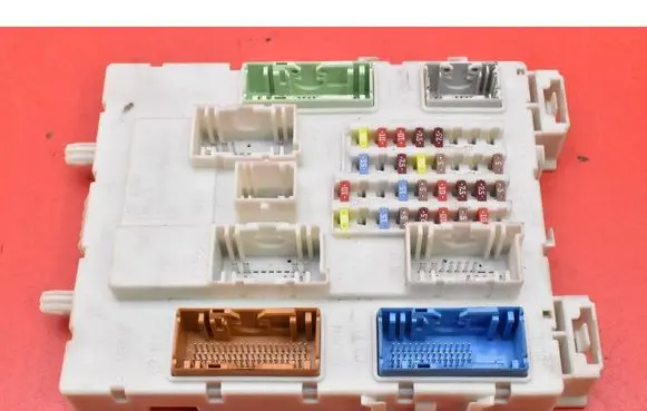 Volvo V40 Fuse box set 31394963