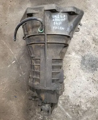 Opel Omega B1 Manual 5 speed gearbox 90446297