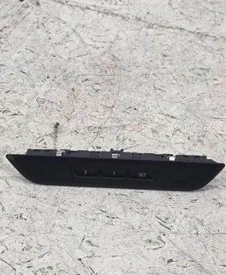 BMW 5 G30 G31 G38 Seat memory switch 18347910 6326749