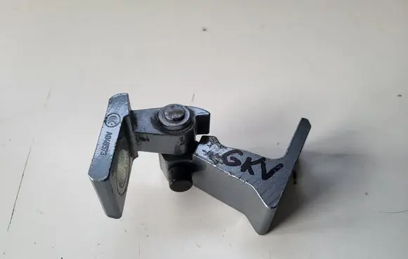 Skoda Superb B8 (3V) Rear door upper hinge 8X0831403E