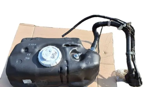Toyota Avensis T250 Fuel tank 771000D261