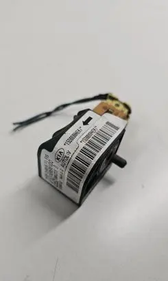 KIA Sorento Airbag deployment crash/impact sensor