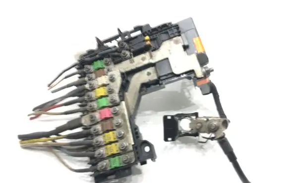 Peugeot 508 Fuse module 9665877980