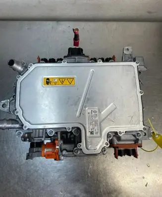 Renault Austral Trunk lid opening control unit 