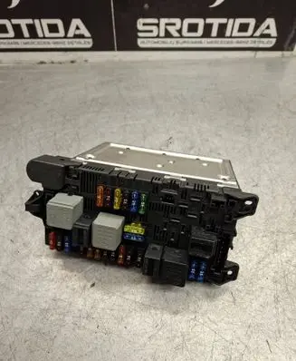 Mercedes-Benz E W211 Fuse module 2115457001