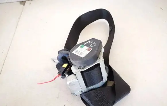 Smart ForFour I Front seatbelt a4548600205