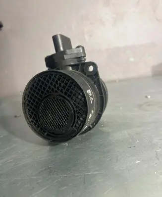 Volkswagen II LT Mass air flow meter 074906461B 0281002461