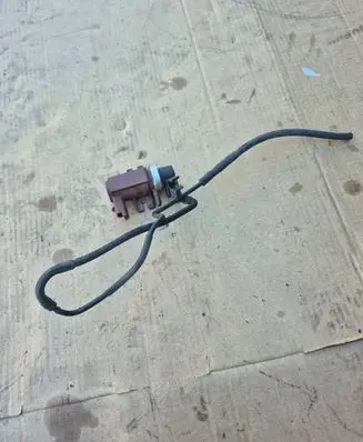 Ford Focus Turbo solenoid valve 70096803 09T014 9652570180