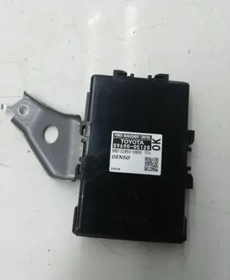 Toyota Avensis T270 Engine control unit/module ECU 8969005120 MB1028500890