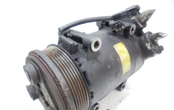 Ford Focus C-MAX Air conditioning (A/C) compressor (pump) 3M5H-19D629-KE
