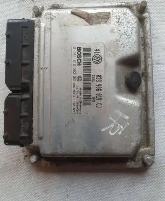 Volkswagen Golf IV Engine control unit/module 038906019CJ 0281010302