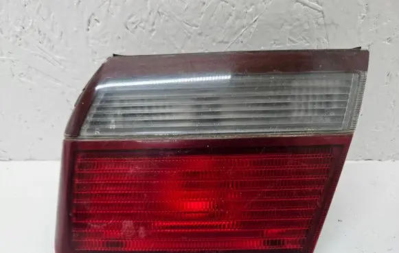 Mazda 626 Tailgate rear/tail lights 22661827